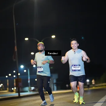 Runner Photo 7787874