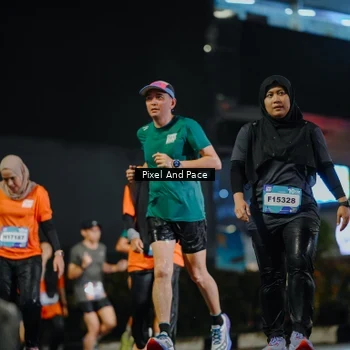 Runner Photo 7787881