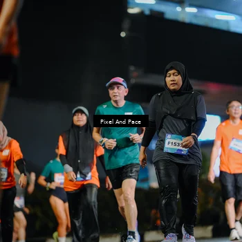 Runner Photo 7787888
