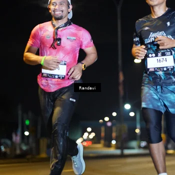 Runner Photo 7787900
