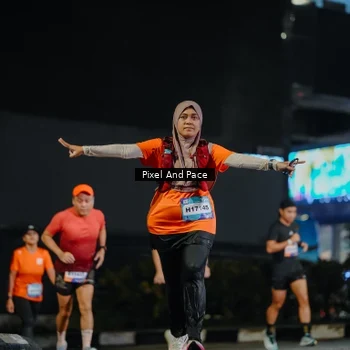 Runner Photo 7787945