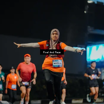 Runner Photo 7787950