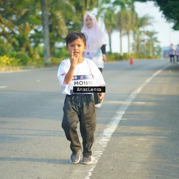 Runner Photo 7787952