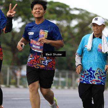 Runner Photo 7787960
