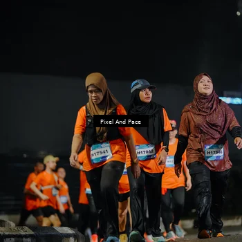 Runner Photo 7787981