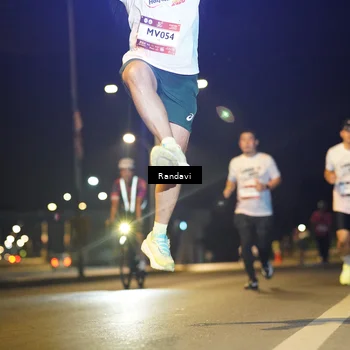 Runner Photo 7787982