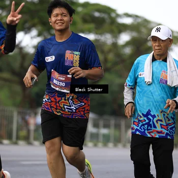 Runner Photo 7787995