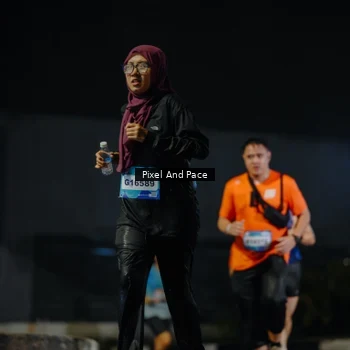 Runner Photo 7788021