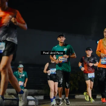 Runner Photo 7788059