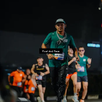 Runner Photo 7788073