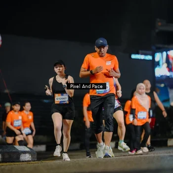 Runner Photo 7788091