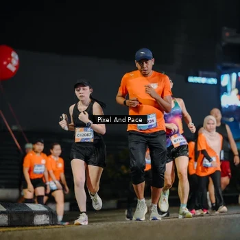 Runner Photo 7788097