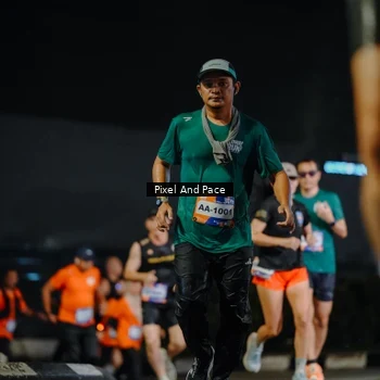 Runner Photo 7788105