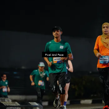 Runner Photo 7788125