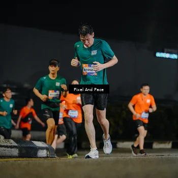 Runner Photo 7788187