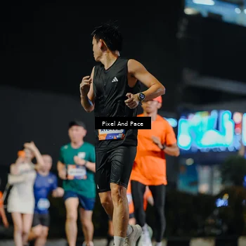 Runner Photo 7788398