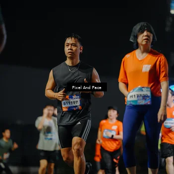 Runner Photo 7788460