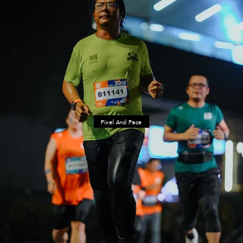 Runner Photo 7788476