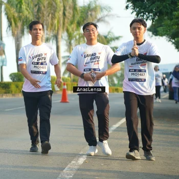 Runner Photo 7788572