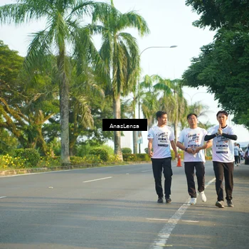 Runner Photo 7788578