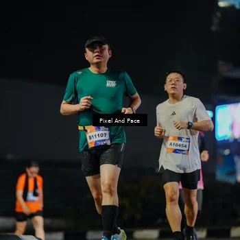 Runner Photo 7788580