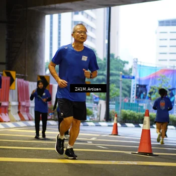 Runner Photo 7788673