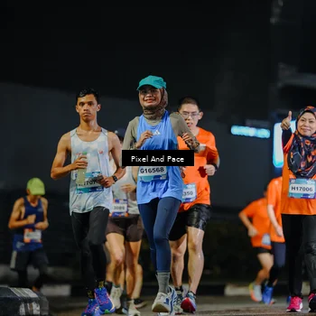 Runner Photo 7788709