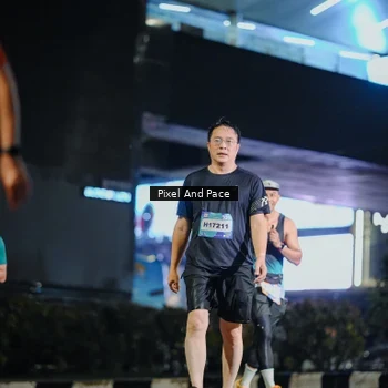 Runner Photo 7788743
