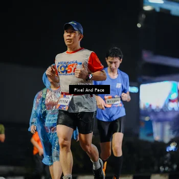 Runner Photo 7788773
