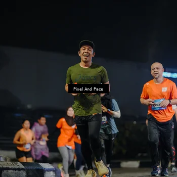 Runner Photo 7788813