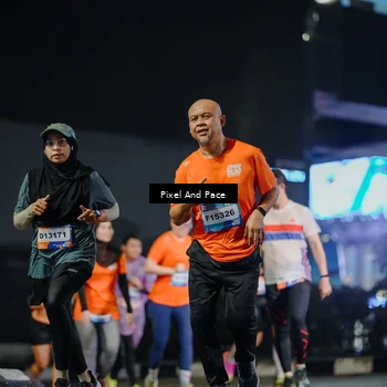 Runner Photo 7788820