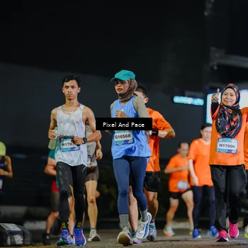 Runner Photo 7788890