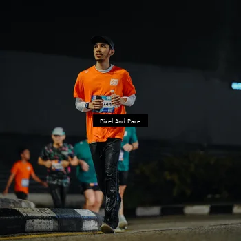 Runner Photo 7788914