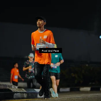 Runner Photo 7788920
