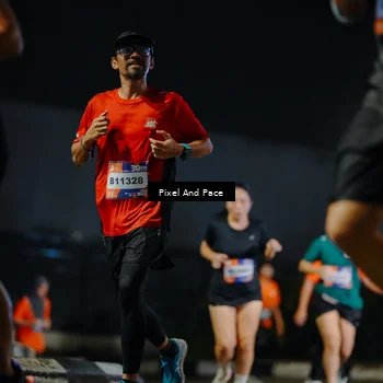 Runner Photo 7789009