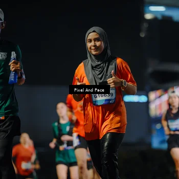 Runner Photo 7789043