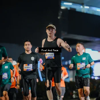 Runner Photo 7789079