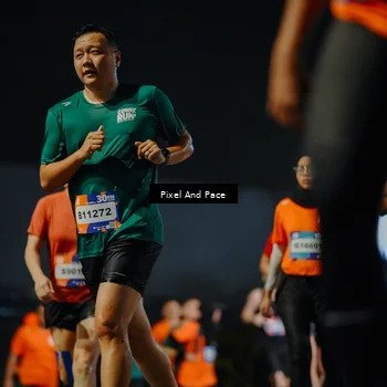 Runner Photo 7789088