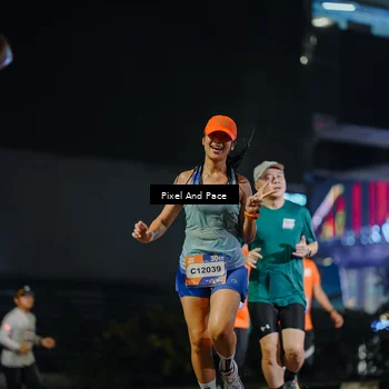 Runner Photo 7789100