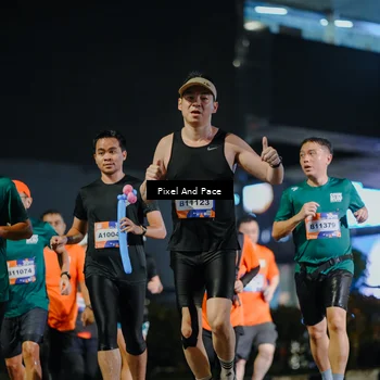 Runner Photo 7789109