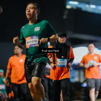 Runner Photo 7789117
