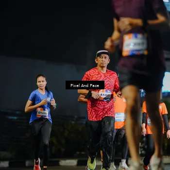 Runner Photo 7789119