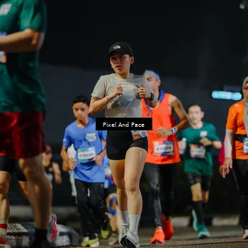 Runner Photo 7789159