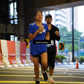 Runner Photo 7789243