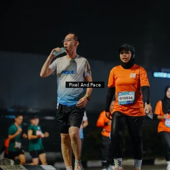 Runner Photo 7789279