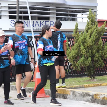Runner Photo 7789305