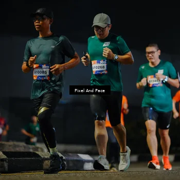 Runner Photo 7789338