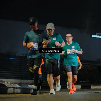 Runner Photo 7789372