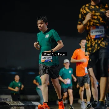 Runner Photo 7789389