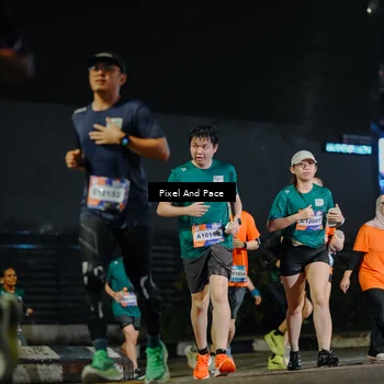 Runner Photo 7789399